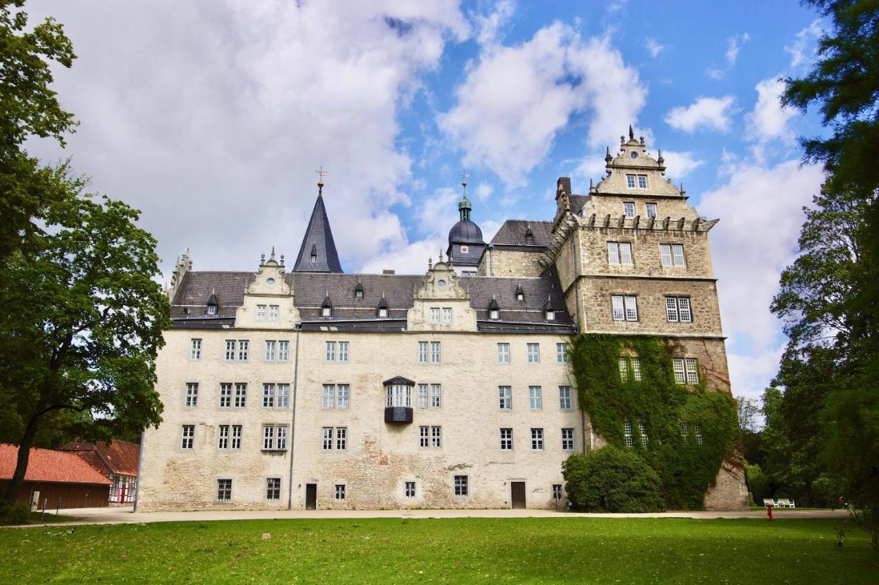 Appartement Wohnen Am Schloss à Wolfsbourg Extérieur photo